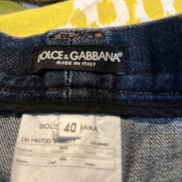 Dolce &Gabbaba denim skirt. Size 40 equals size us 4 - Picture 7 of 7